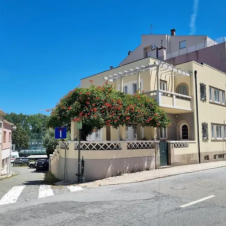 Luna Navegante Bed and Breakfast Πόρτο